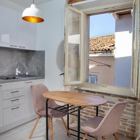 Apartments&Rooms Luan Rovinj Buitenkant foto